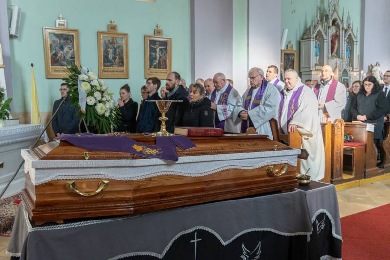 2025_11_10_bagi sandor temetes_17.jpg